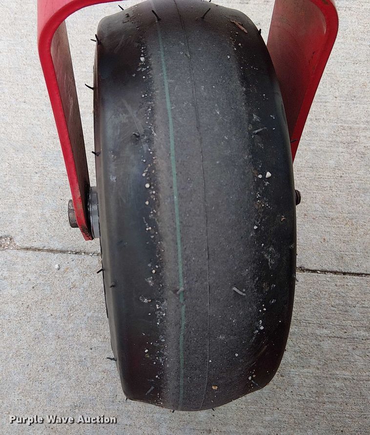 image for item DU3599 Gravely ZT 42XL ZTR lawn mower