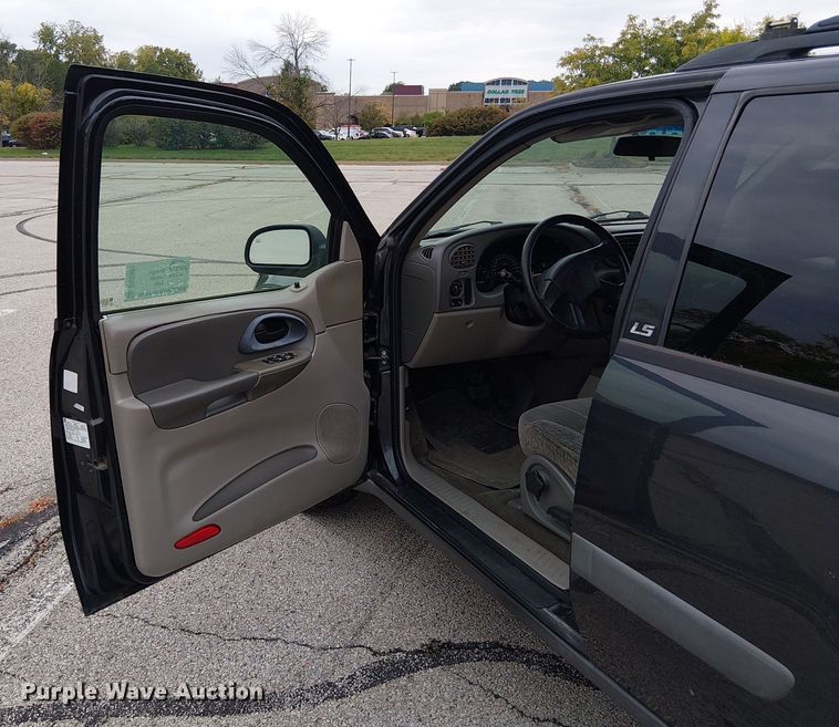 image for item DU3601 2003 Chevrolet TrailBlazer LS SUV