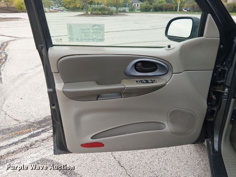 image for item DU3601 2003 Chevrolet TrailBlazer LS SUV