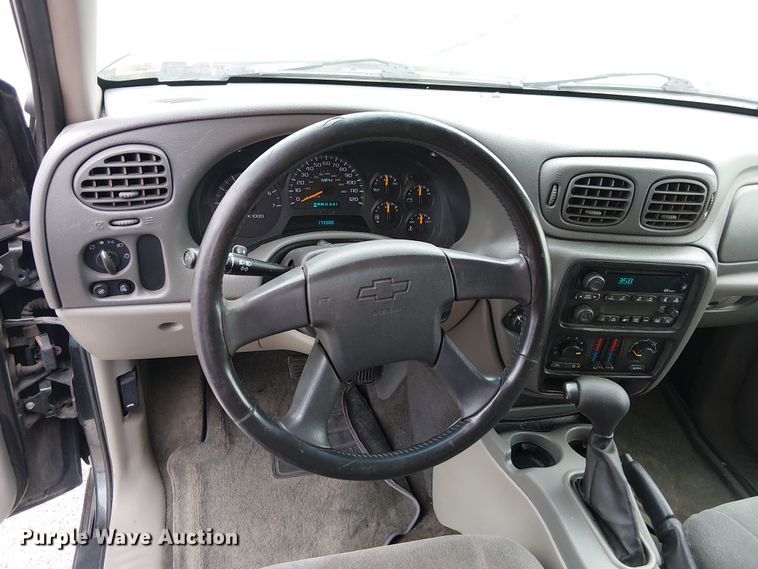 image for item DU3601 2003 Chevrolet TrailBlazer LS SUV