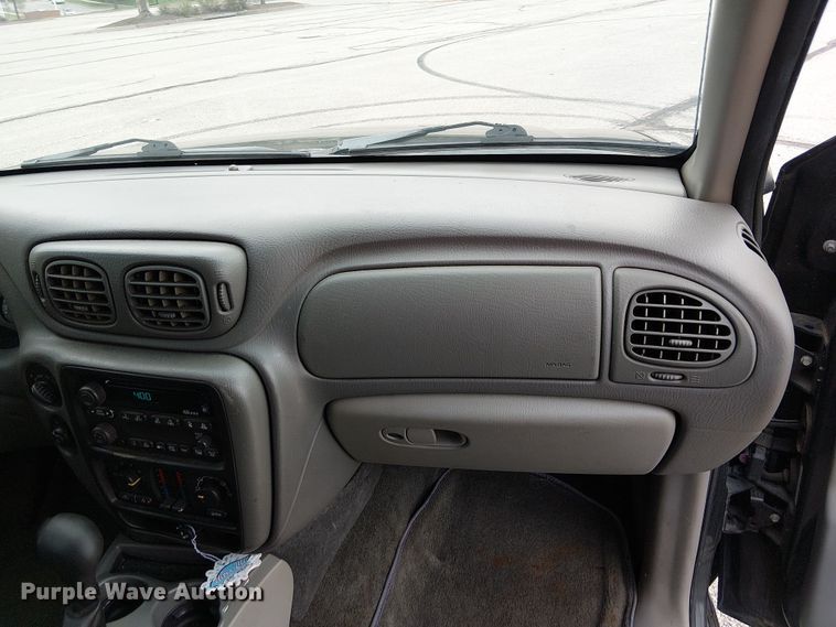 image for item DU3601 2003 Chevrolet TrailBlazer LS SUV