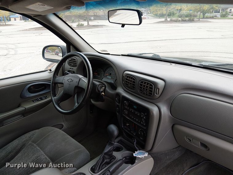 image for item DU3601 2003 Chevrolet TrailBlazer LS SUV