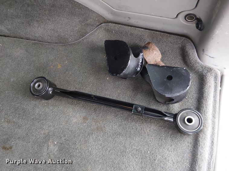 image for item DU3601 2003 Chevrolet TrailBlazer LS SUV