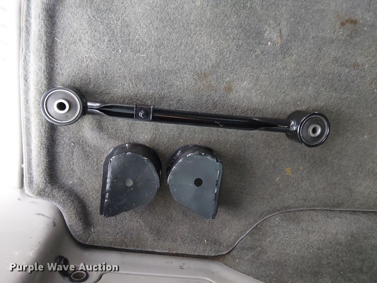 image for item DU3601 2003 Chevrolet TrailBlazer LS SUV