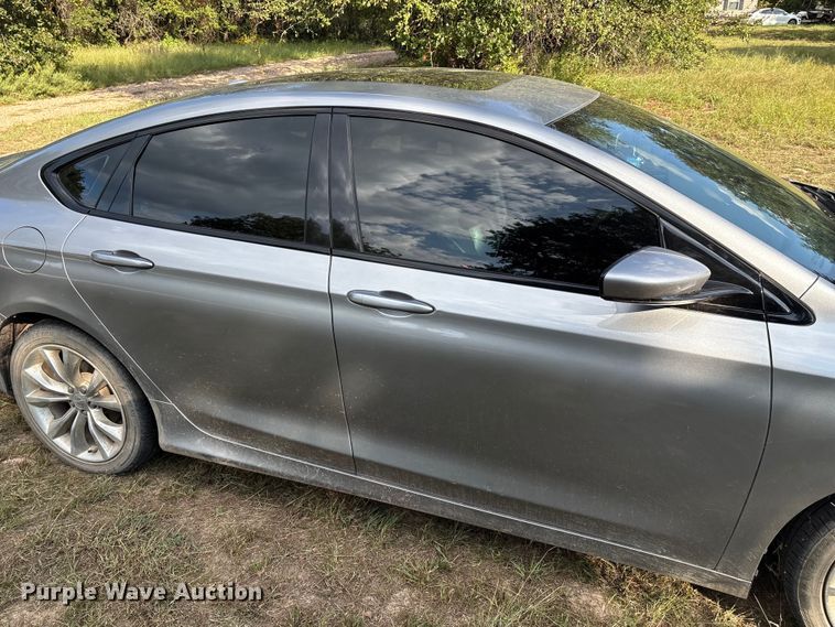 image for item DV5003 2015 Chrysler 200 S 