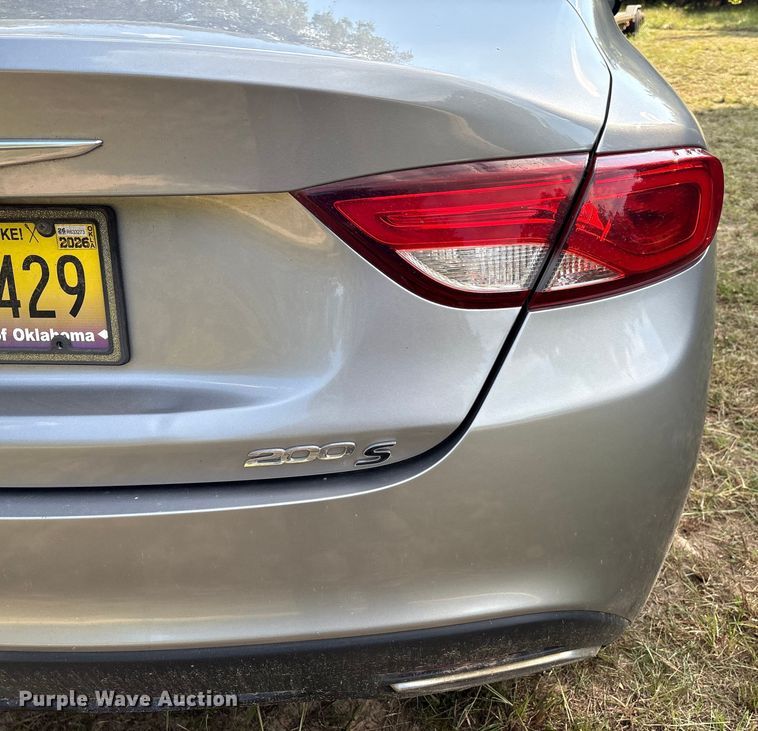 image for item DV5003 2015 Chrysler 200 S 