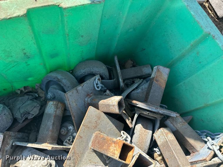 image for item DW4257 Approximately (25) 5