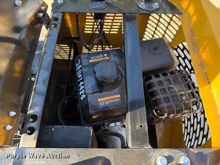 image for item DX5827 2024 AGT H12R mini excavator