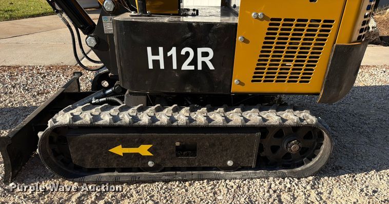 image for item DX5827 2024 AGT H12R mini excavator