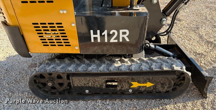 image for item DX5827 2024 AGT H12R mini excavator