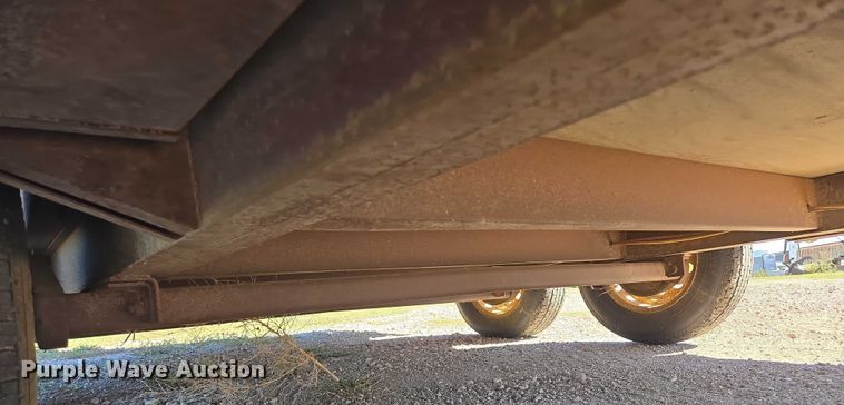 image for item DY1304 1992 Pace American L816TA2 enclosed cargo trailer