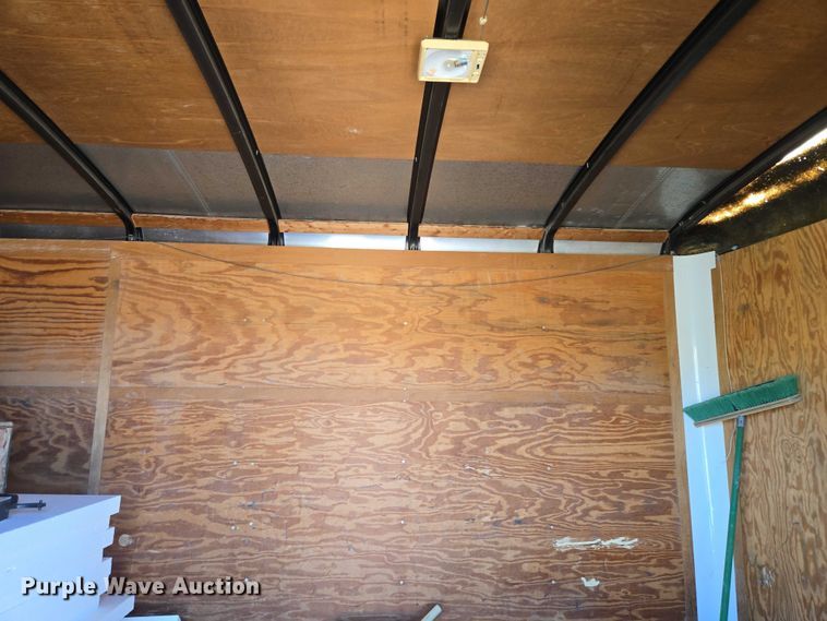 image for item DY1304 1992 Pace American L816TA2 enclosed cargo trailer