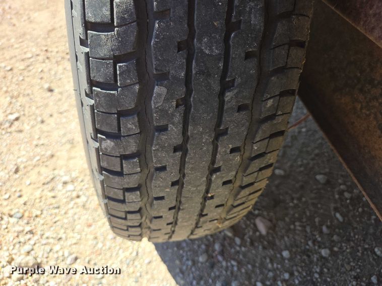 image for item DY1304 1992 Pace American L816TA2 enclosed cargo trailer