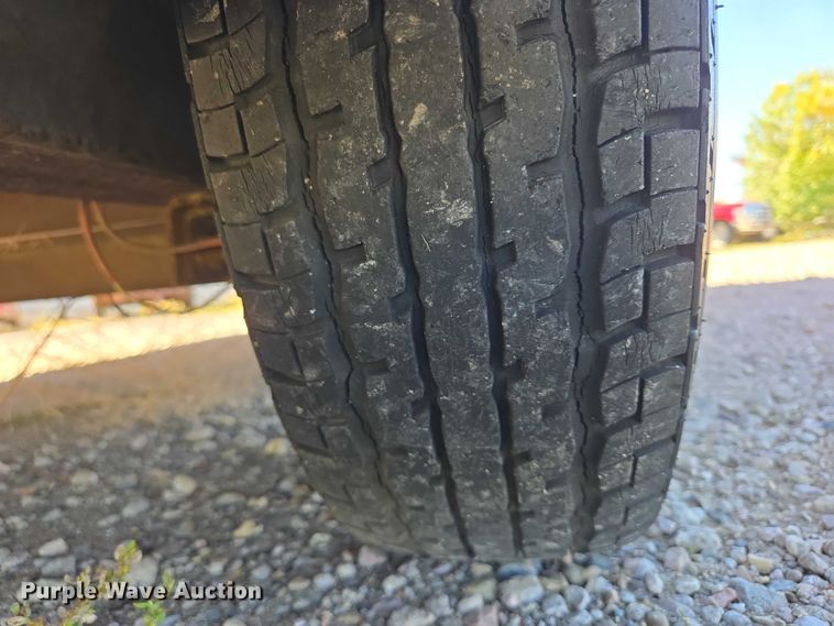 image for item DY1304 1992 Pace American L816TA2 enclosed cargo trailer