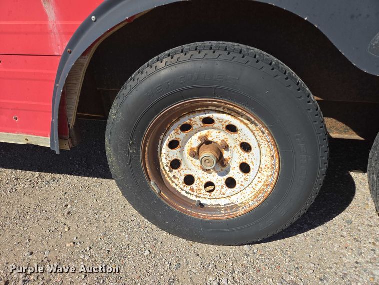 image for item DY1304 1992 Pace American L816TA2 enclosed cargo trailer