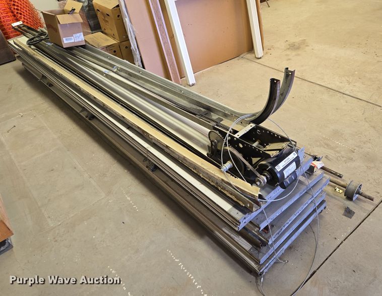 image for item DY1309 Garage door