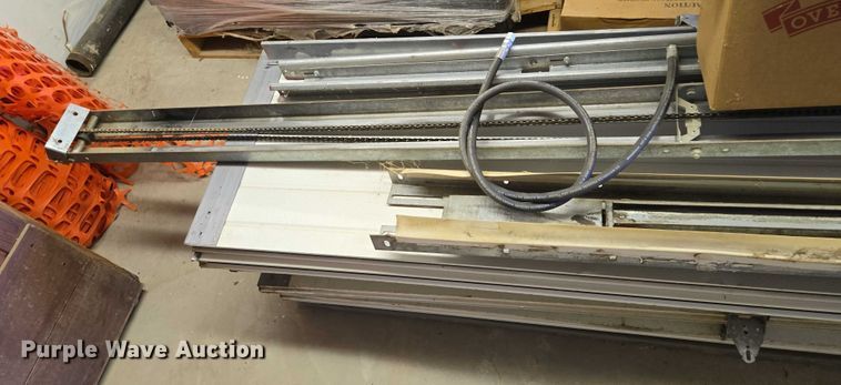 image for item DY1309 Garage door