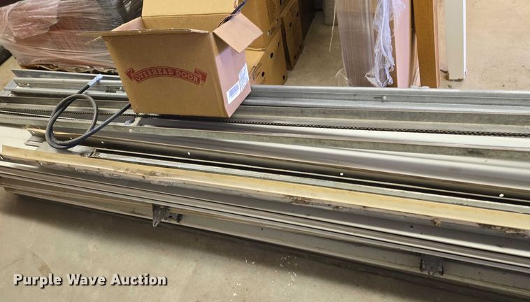 image for item DY1309 Garage door