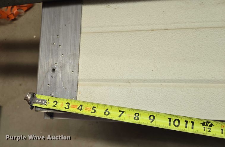 image for item DY1309 Garage door