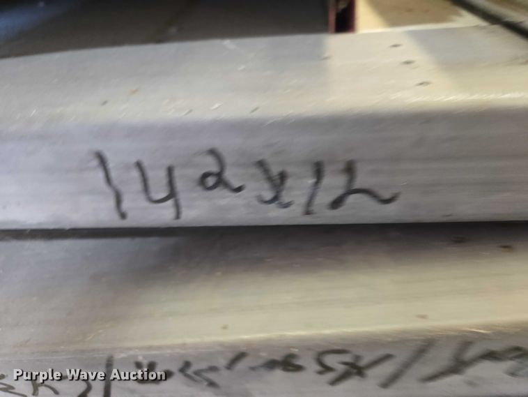 image for item DY1309 Garage door