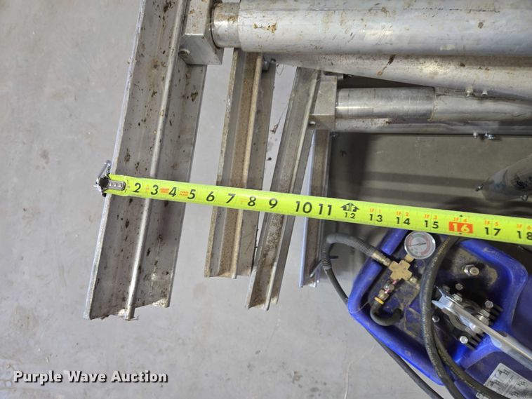 image for item DY1311 GME shoring equipment