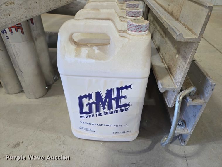 image for item DY1311 GME shoring equipment