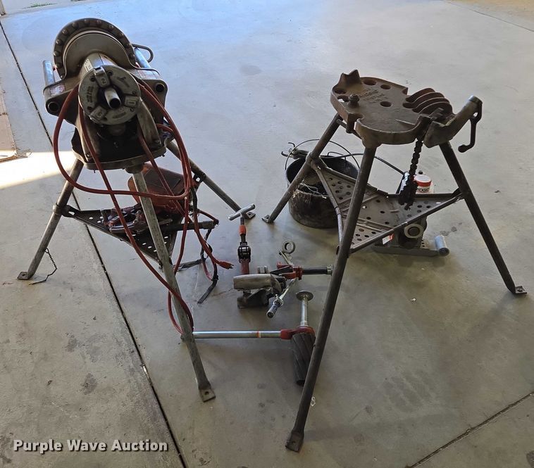 image for item DY1314 Rigid 300 pipe threader