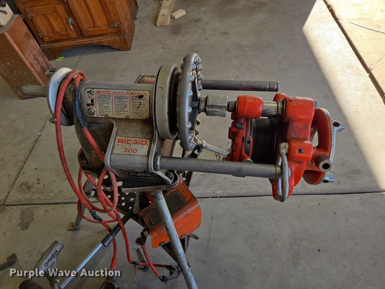 image for item DY1314 Rigid 300 pipe threader