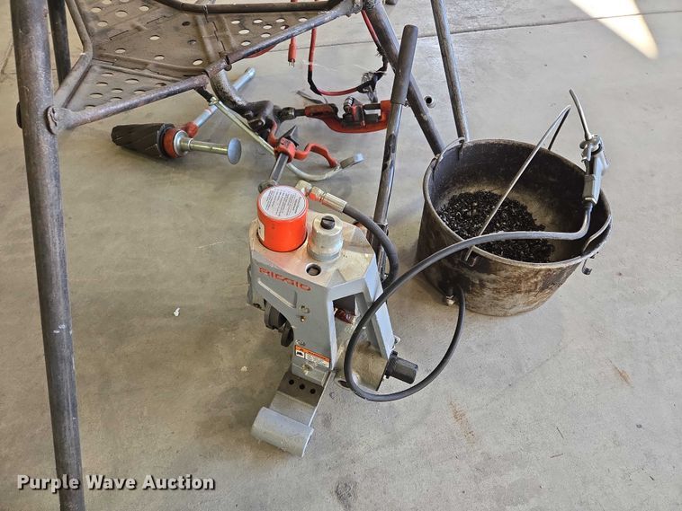 image for item DY1314 Rigid 300 pipe threader