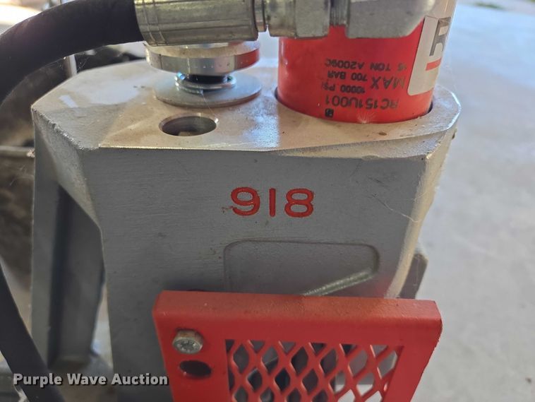 image for item DY1314 Rigid 300 pipe threader