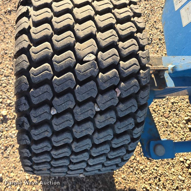 image for item DY1316 2005 Genie GS-3268 DC scissor lift