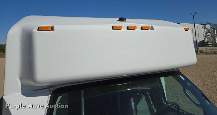 image for item DY1377 2016 Ford Eldorado shuttle bus