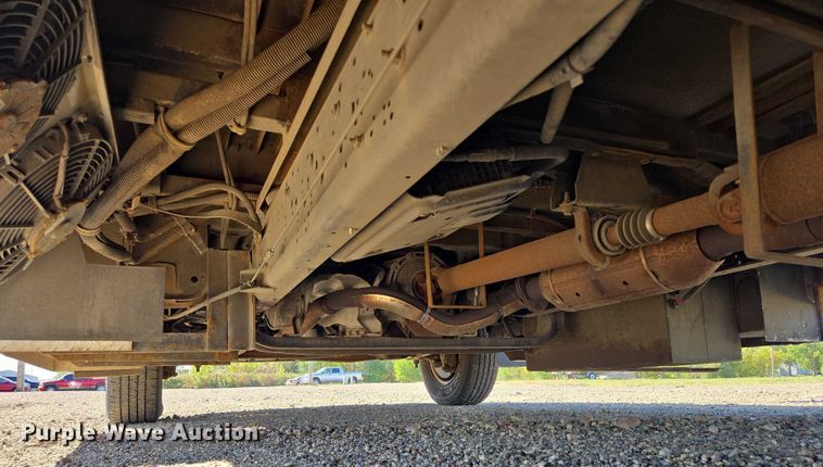 image for item DY1377 2016 Ford Eldorado shuttle bus