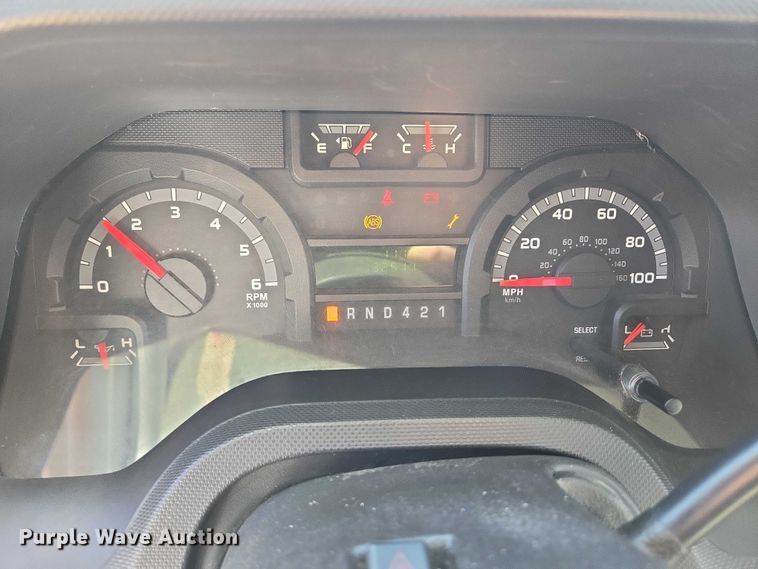 image for item DY1377 2016 Ford Eldorado shuttle bus