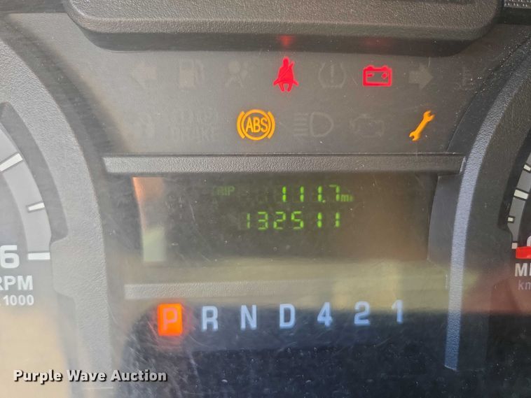 image for item DY1377 2016 Ford Eldorado shuttle bus