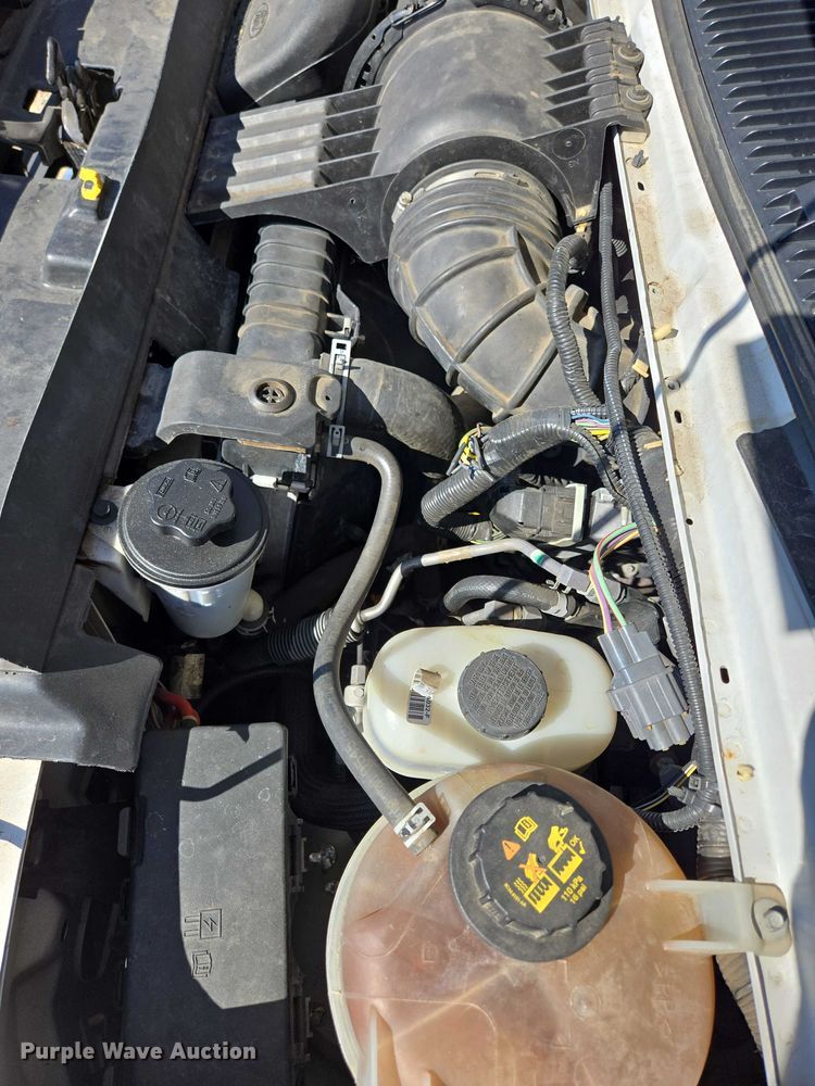 image for item DY1377 2016 Ford Eldorado shuttle bus