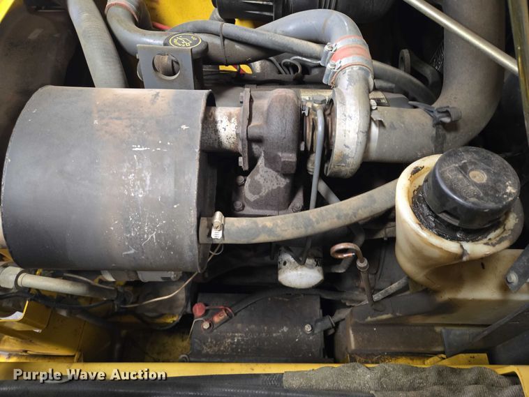 image for item DY1422 2001 New Holland LS180 skid steer loader