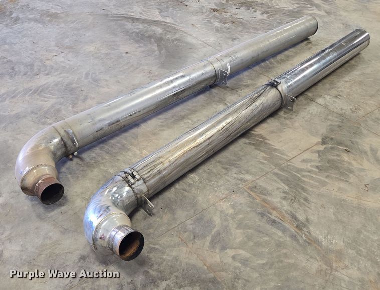 image for item DY1423 (2) exhaust stacks