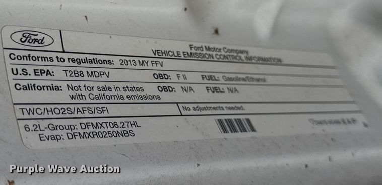 image for item DY8205 2013 Ford F250 Super Duty flatbed pickup truck