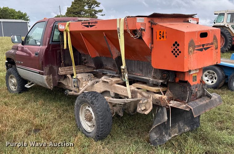 image for item DY8227 1995 Dodge Ram 2500 pickup truck cab and chassis