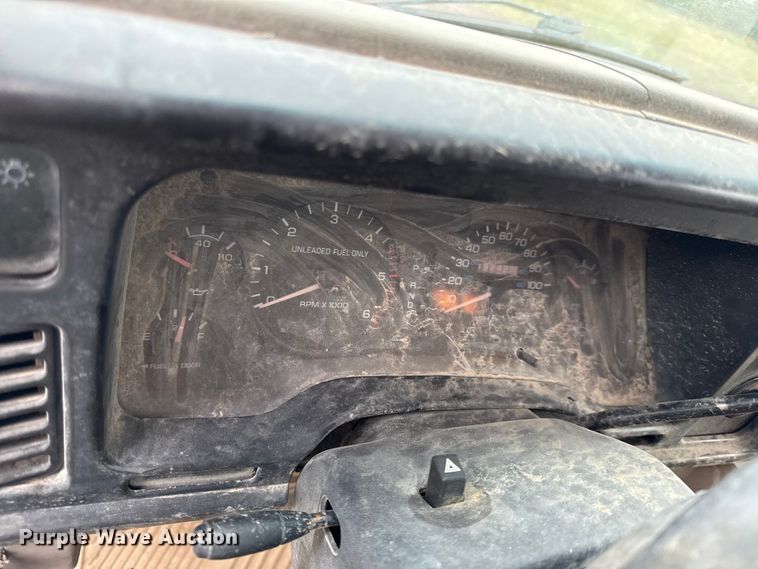 image for item DY8227 1995 Dodge Ram 2500 pickup truck cab and chassis