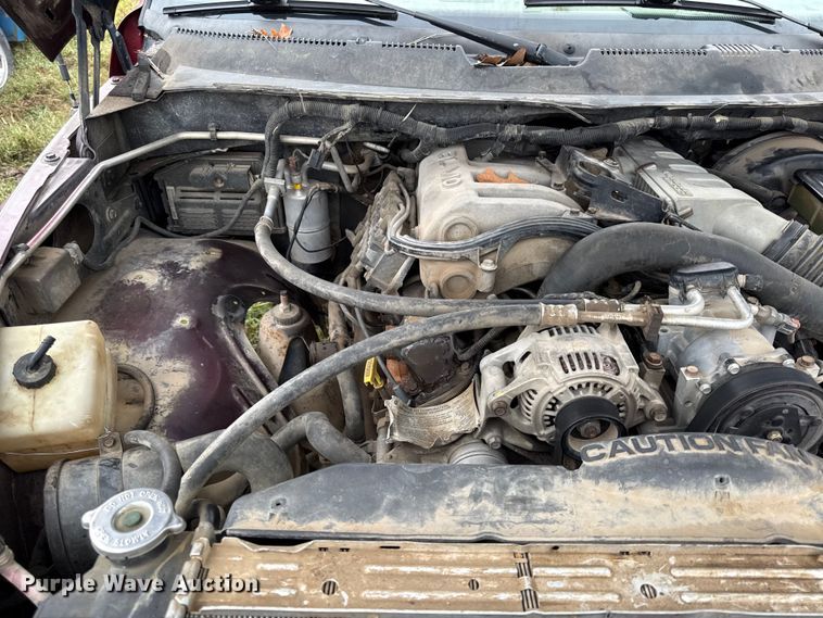 image for item DY8227 1995 Dodge Ram 2500 pickup truck cab and chassis