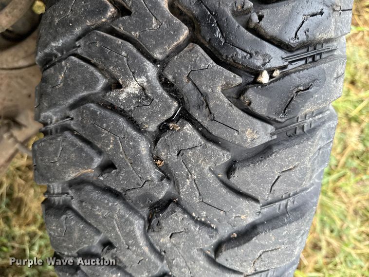 image for item DY8227 1995 Dodge Ram 2500 pickup truck cab and chassis