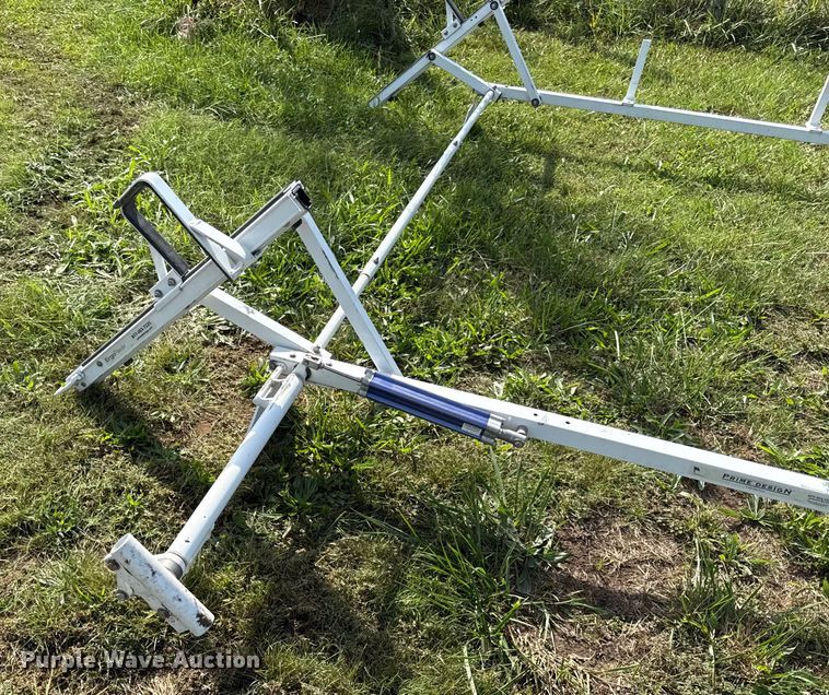 image for item DY8249 Prime Design ladder rack