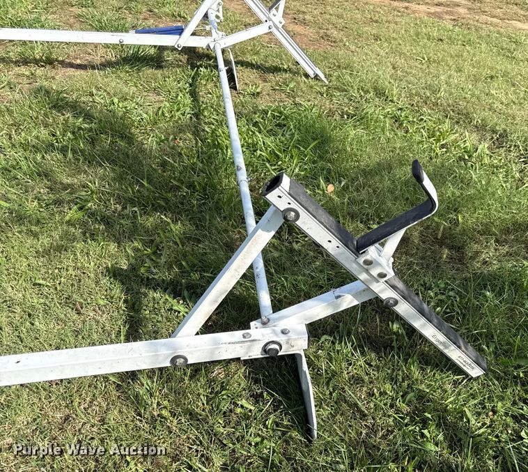 image for item DY8249 Prime Design ladder rack