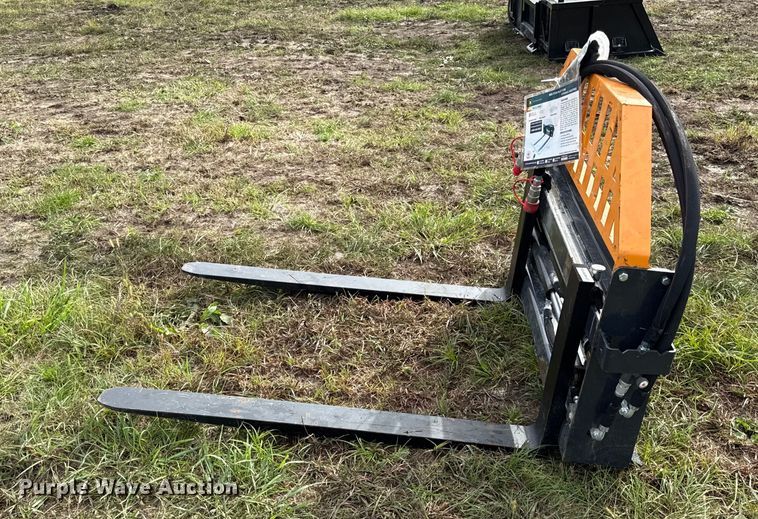 image for item DY8259 2025 Wolverine PFA-11-3300G skid steer forks