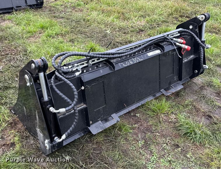 image for item DY8269 2025 GIYI KH72 4-in-1 skid steer bucket