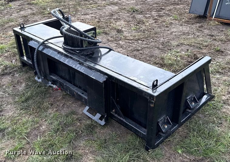 image for item DY8273 2025 GIYI VB59 skid steer vibratory screening bucket