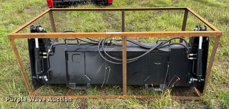 image for item DY8275 2025 TopCat  4-in-1 skid steer bucket