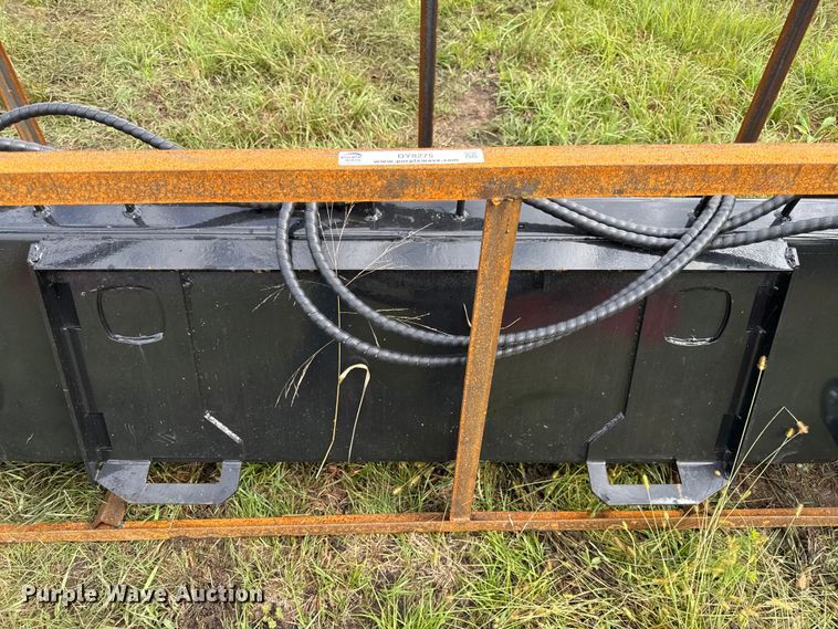 image for item DY8275 2025 TopCat  4-in-1 skid steer bucket